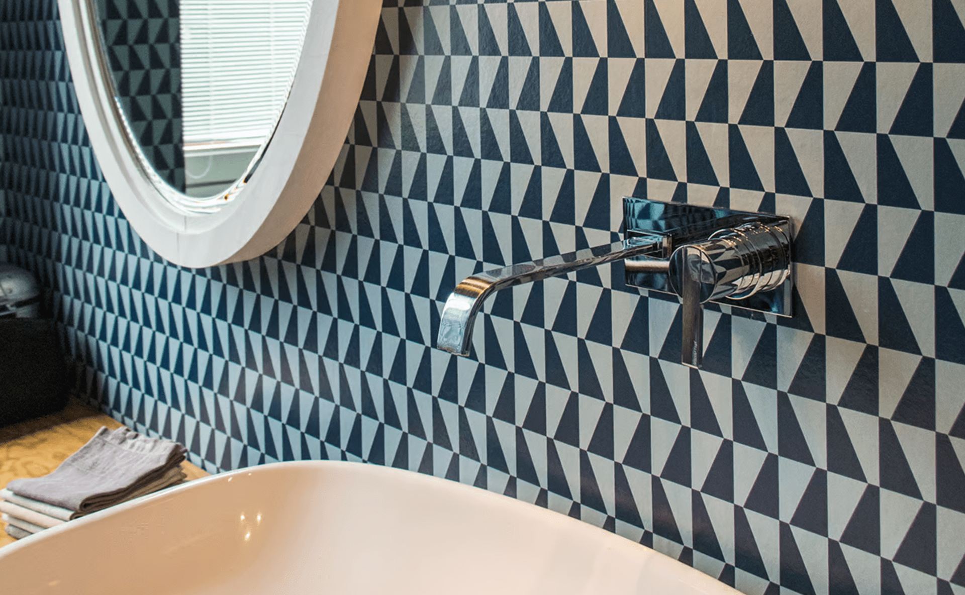 WALLPAPER COATING
